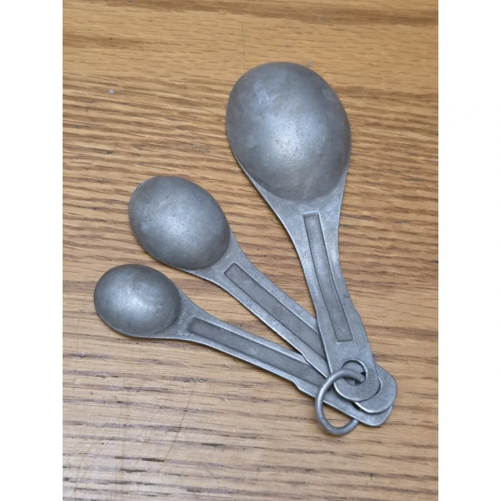 Vintage Aluminum Metal Nesting Oval Measuring Spoons With Ring US Std Set of 3